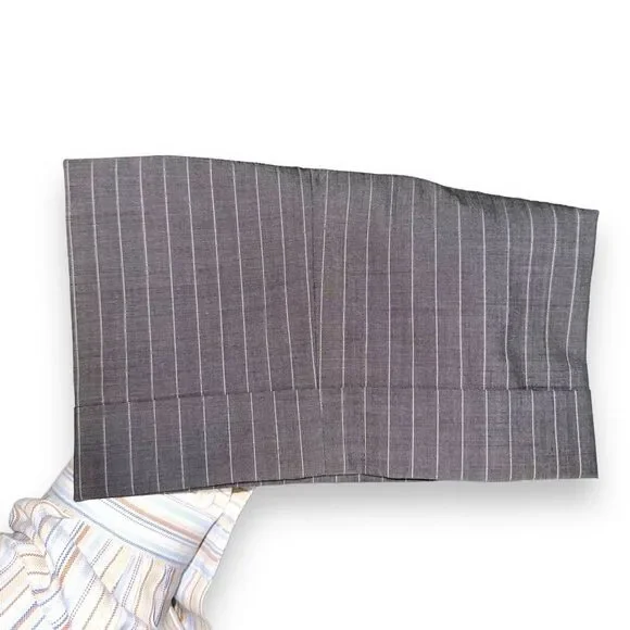 Samuelsohn Gable Gray Striped Super 130s Suit Size 44R